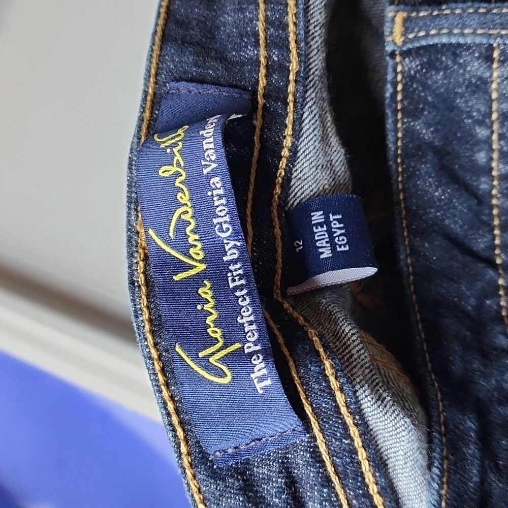 Gloria Vanderbilt The Perfect Fit Jeans